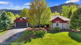 302 Silver Mountain Dr - Photo 1 of 1