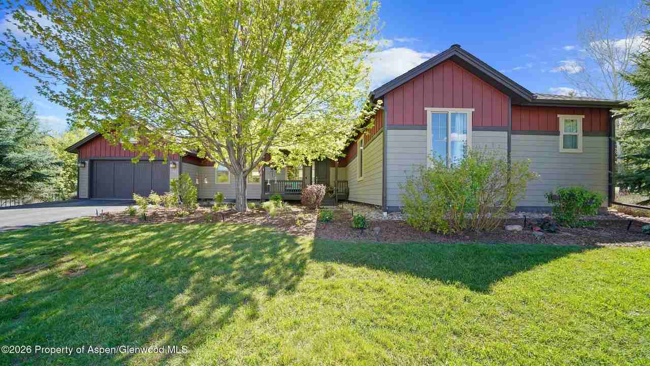 302 Silver Mountain Dr - Photo 5 of 42