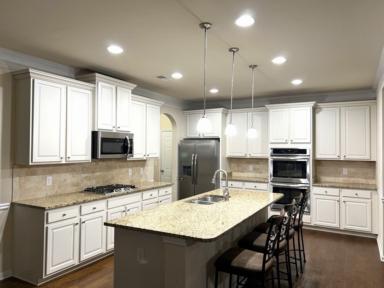 510 Lever Hill Ct #1 - Photo 3 of 17
