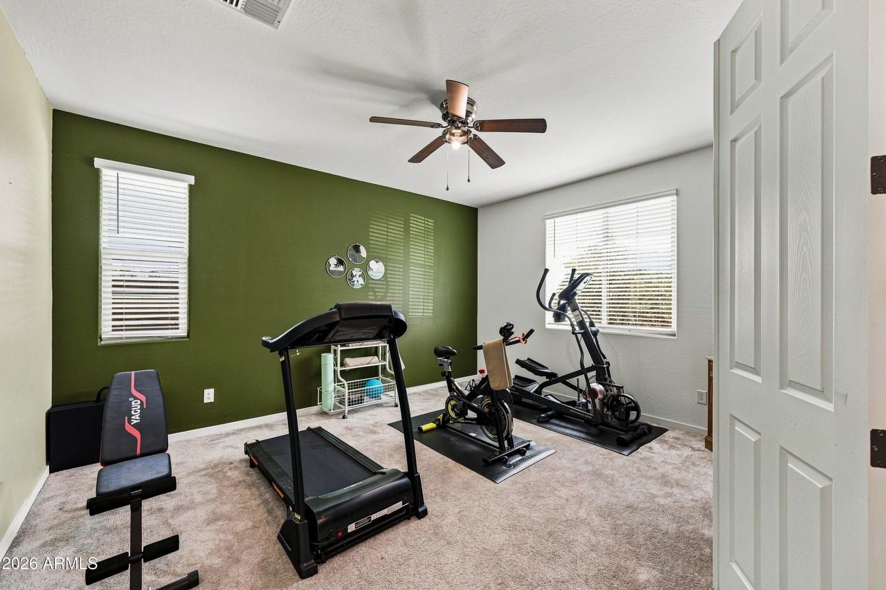 20204 N Wilford Ave - Photo 4 of 30
