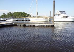 featured image of Slip 18 Friendfield Marina