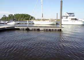 Slip 18 Friendfield Marina - Photo 1 of 1