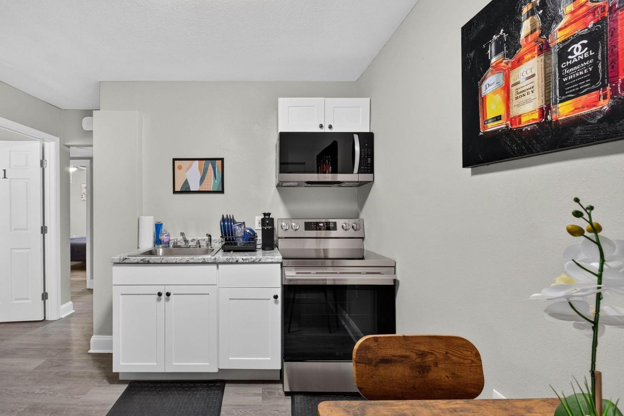 W Farwell Dr - Photo 2 of 16