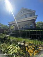 featured image of 776 Pawling Ave #2