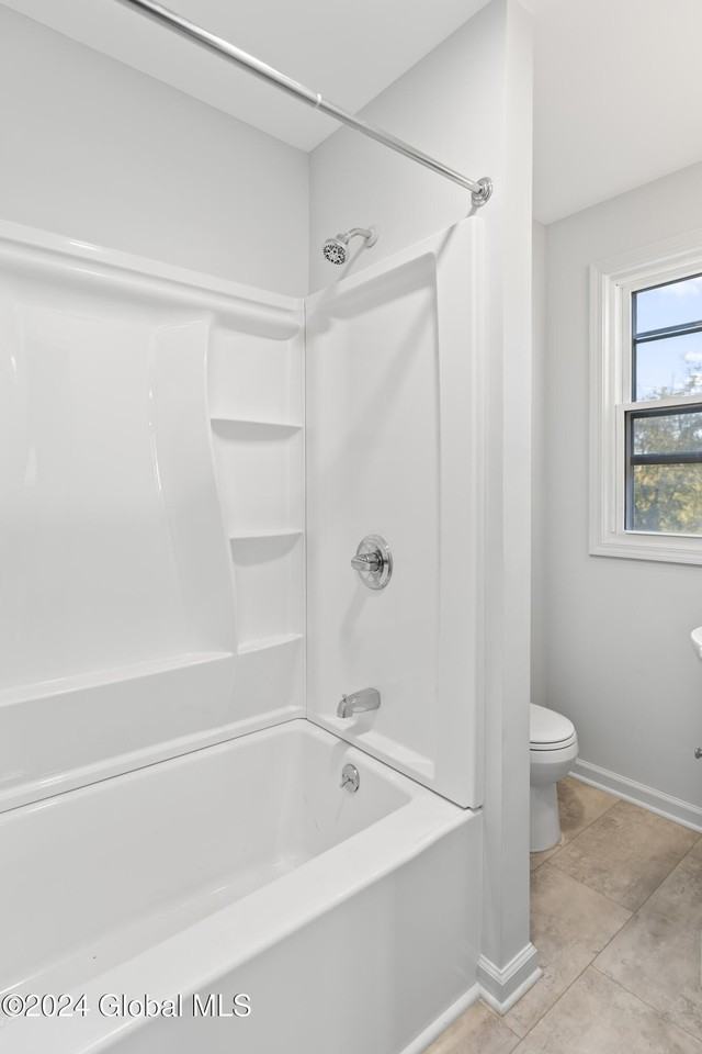 776 Pawling Ave #2 - Photo 7 of 29