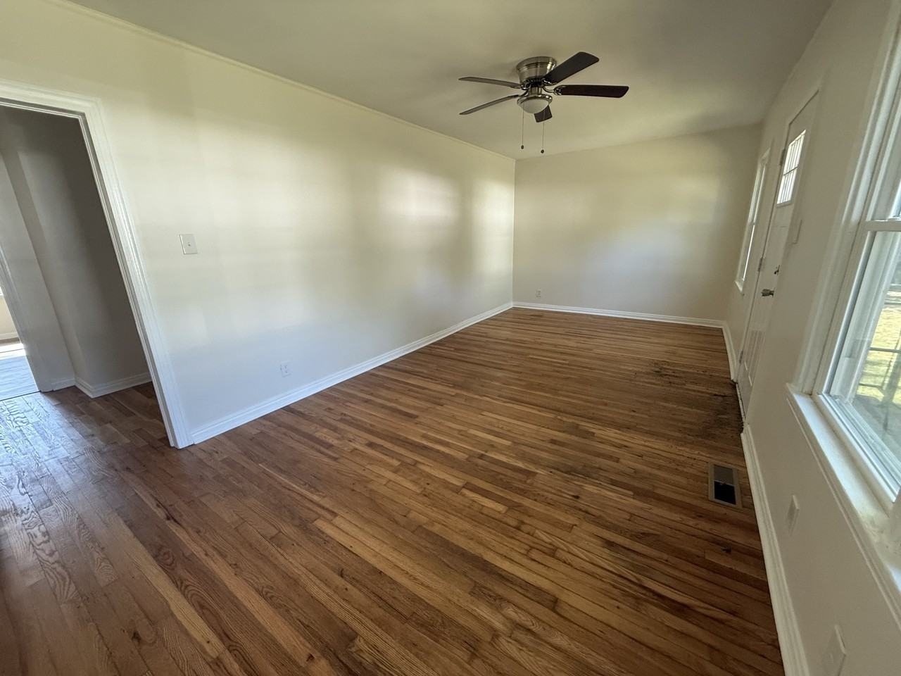 535 1st St Ne #1 - Photo 2 of 12