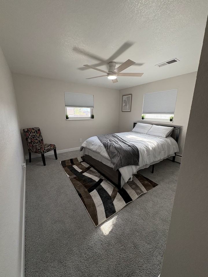 19221 E 16th Ave #1 - Photo 5 of 18