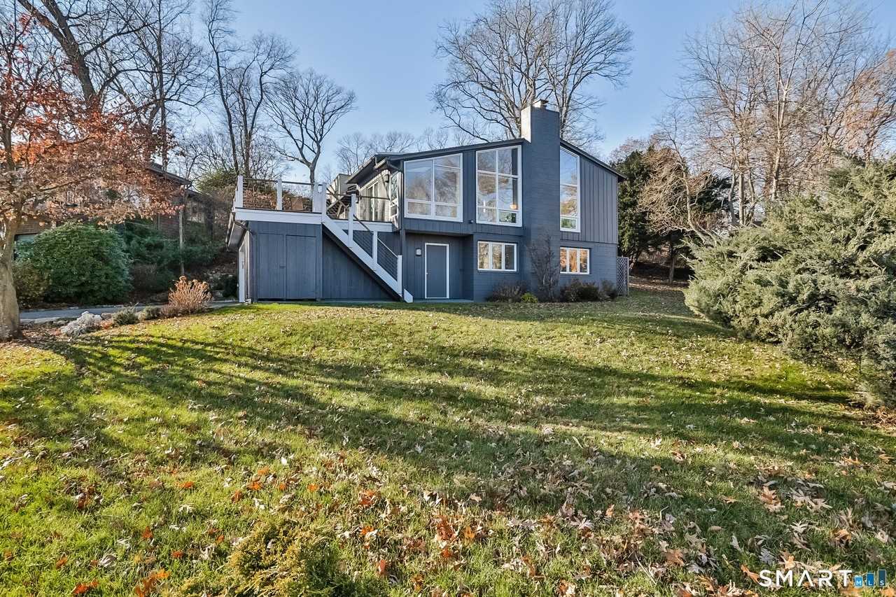 22 Dock Rd - Photo 3 of 30