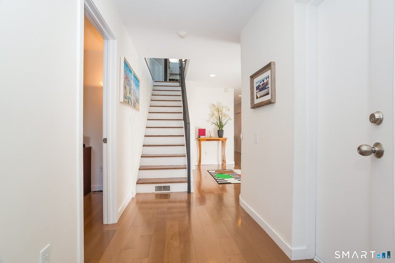 22 Dock Rd - Photo 6 of 30