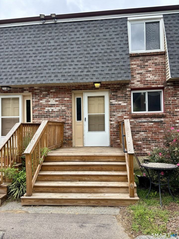 231 Boston Post Rd #31