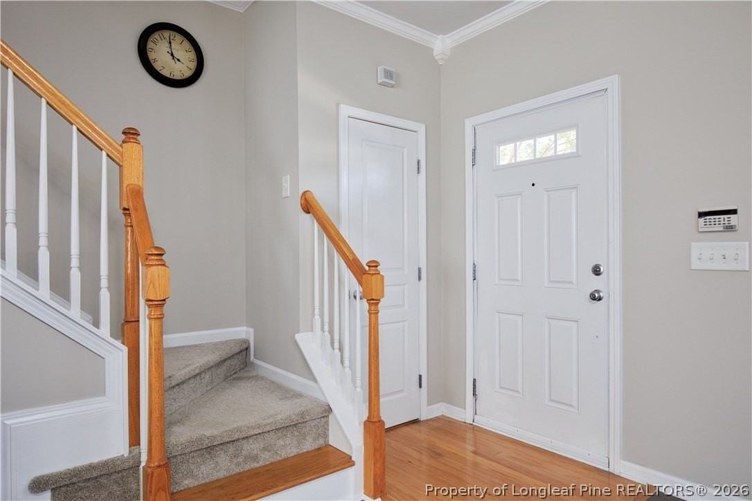 512 Colwick Ln - Photo 2 of 35