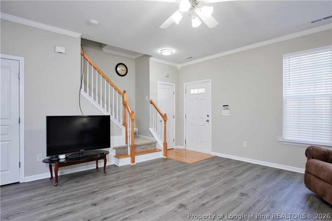 512 Colwick Ln - Photo 5 of 35