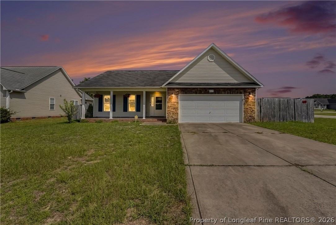 2117 Feathercombe Ct - Photo 2 of 24