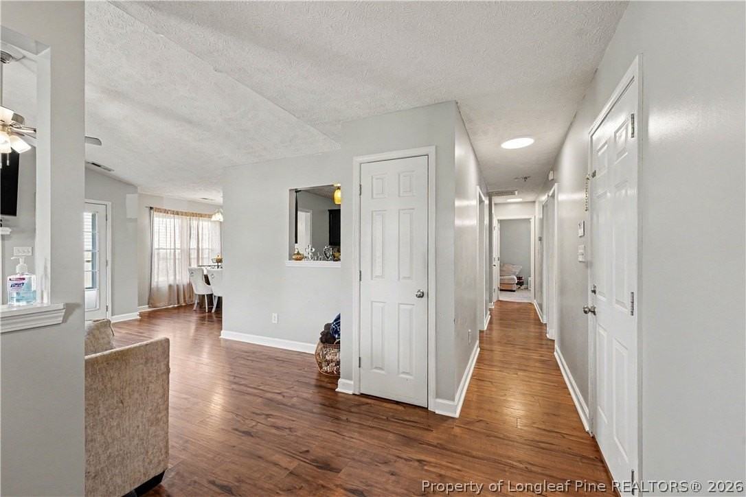 2117 Feathercombe Ct - Photo 4 of 24