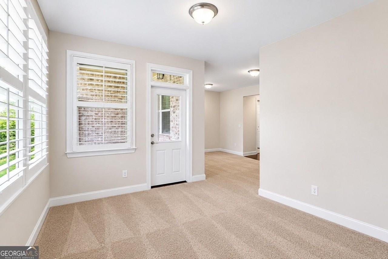 59 Winslow St - Photo 3 of 29