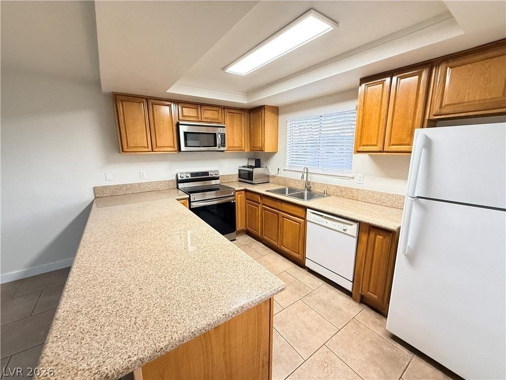 4744 W Twain Ave #D - Photo 2 of 15