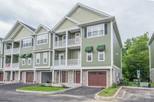 featured image of 18 Chaz Way #18