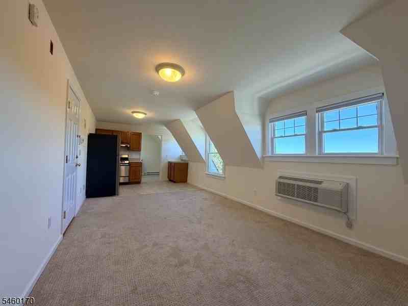 200 Woodport Rd - Photo 2 of 12