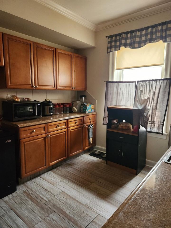 34 74th St #E1 - Photo 6 of 8
