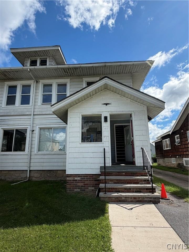 142 Lynwood Ave ## 44 - Photo 2 of 15