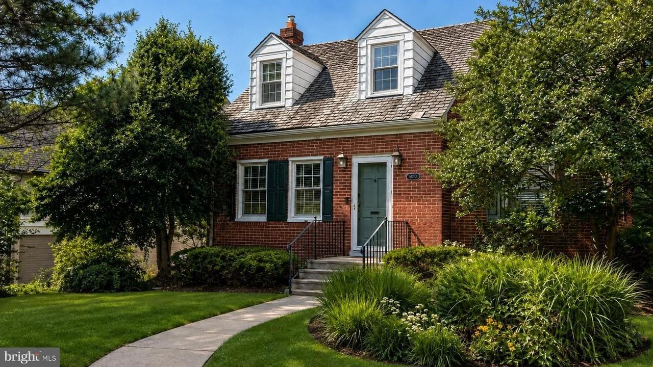 5010 Massachusetts Ave Nw - Photo 3 of 16