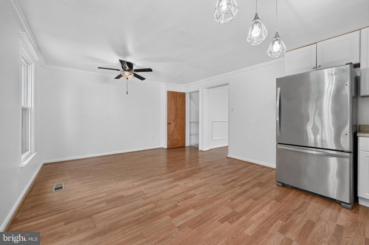 7105 Dijohn Court Dr - Photo 3 of 14
