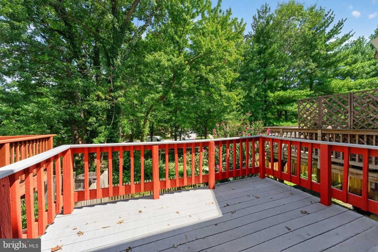 7105 Dijohn Court Dr - Photo 5 of 14