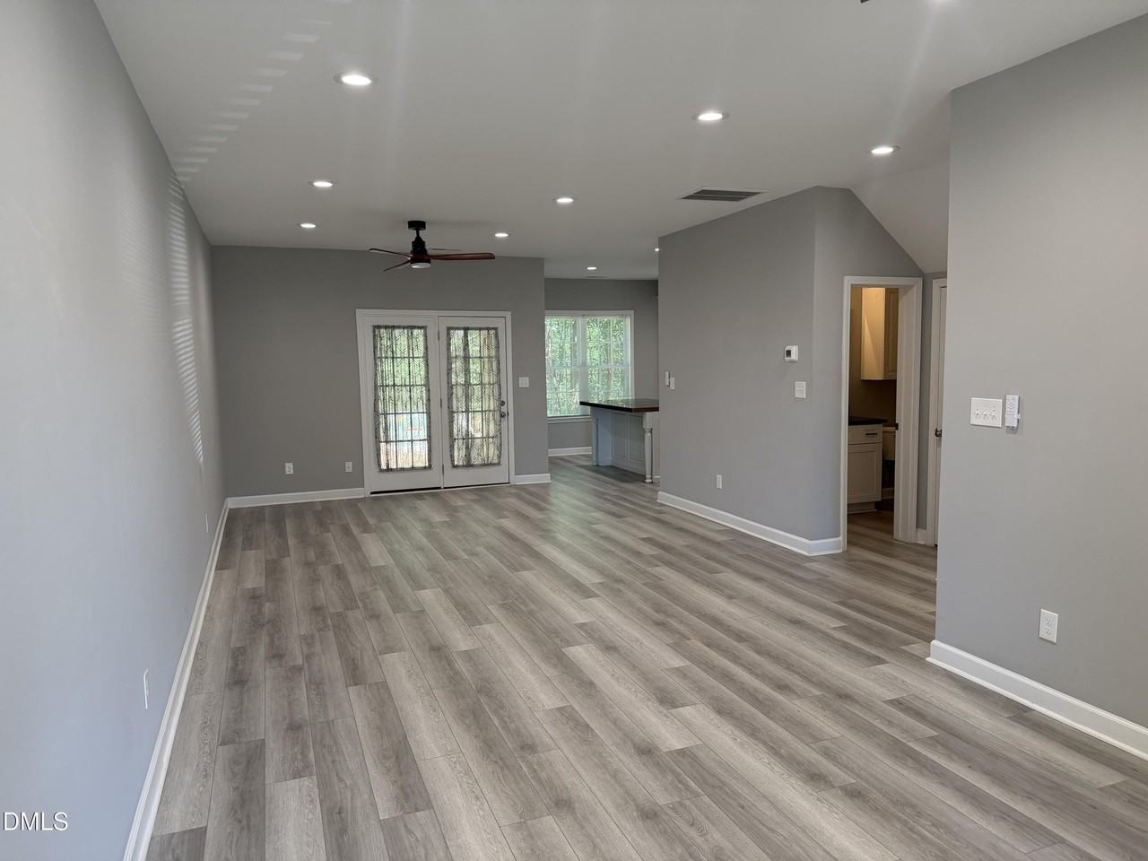 119 Beechleaf Ct - Photo 2 of 11