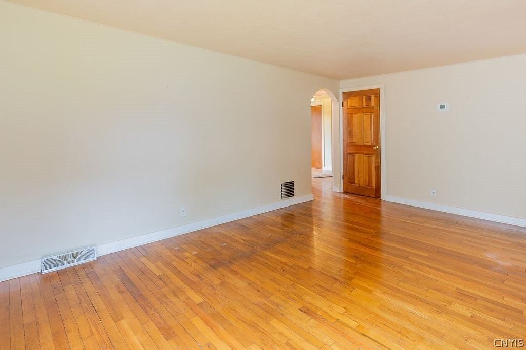104 Van Mara Dr - Photo 4 of 26