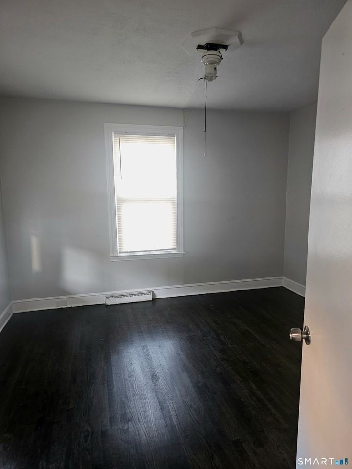25 Baldwin St - Photo 4 of 14