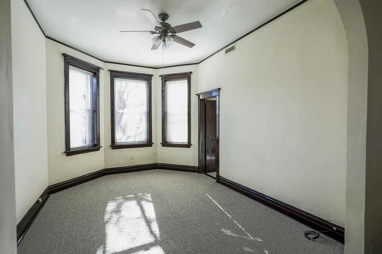 1724 W Le Moyne St ##2 - Photo 3 of 13