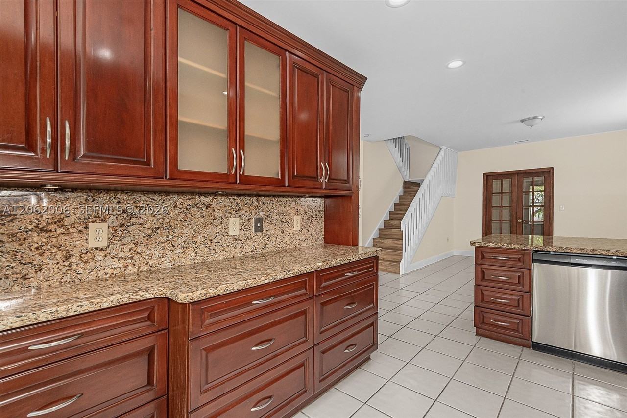 3780 Piedmont St - Photo 5 of 15
