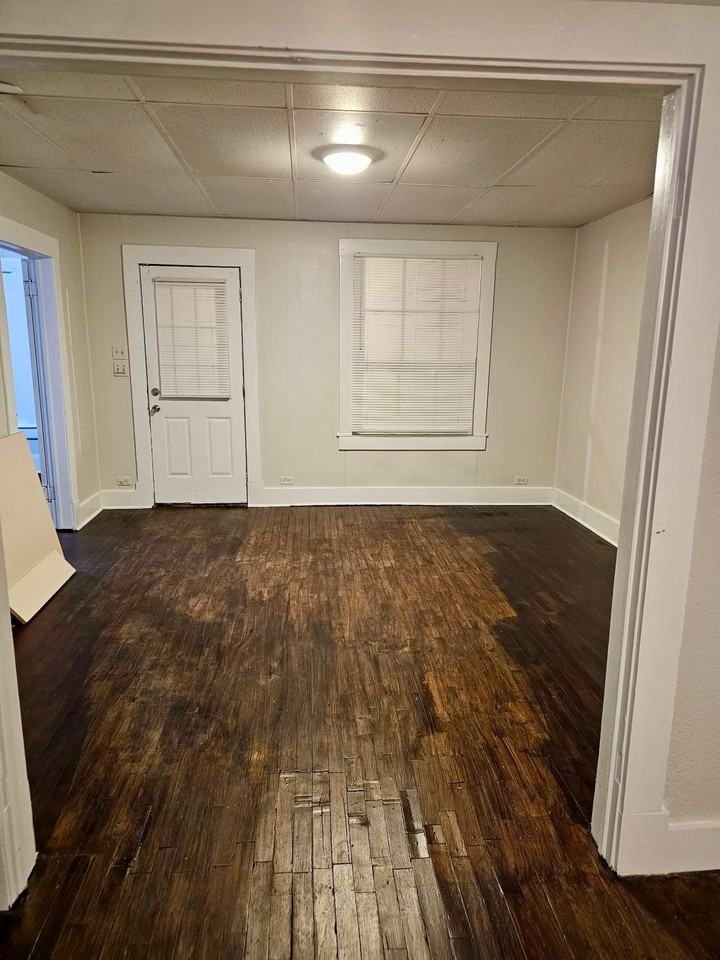 18 E Oklahoma Ave #1 - Photo 5 of 12