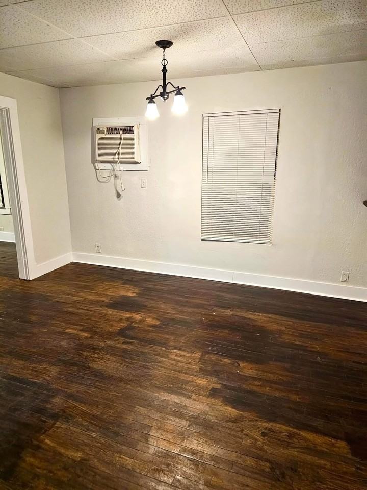 18 E Oklahoma Ave #1 - Photo 6 of 12