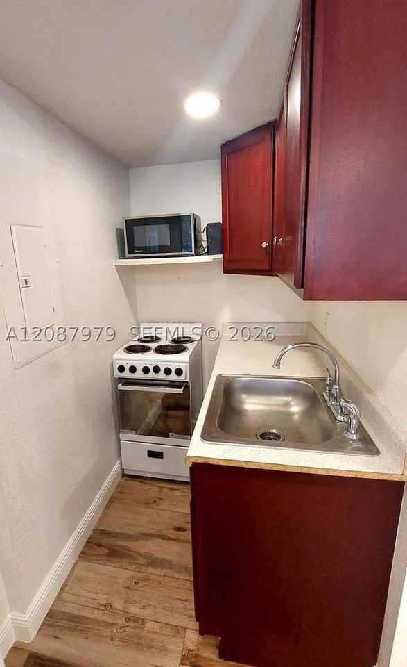 1727 Plunkett St #BACK - Photo 5 of 10