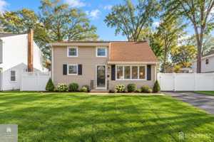 featured image of 237 Johnson Ave
