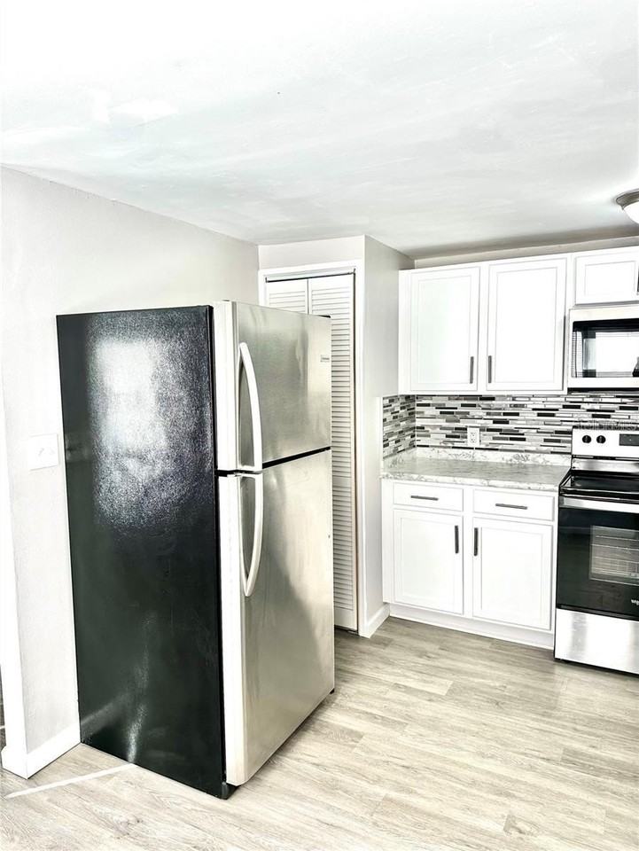 6629 Iralou Rd - Photo 6 of 28