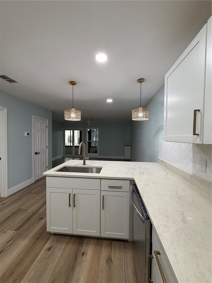 230 Medallion Blvd #C - Photo 5 of 26