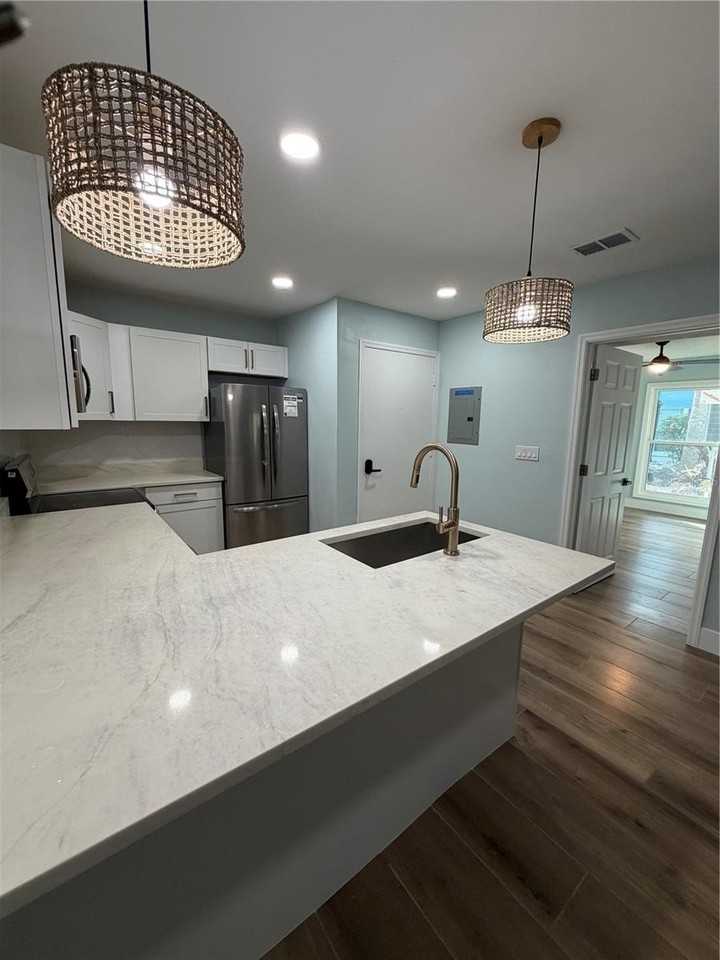 230 Medallion Blvd #C - Photo 7 of 26