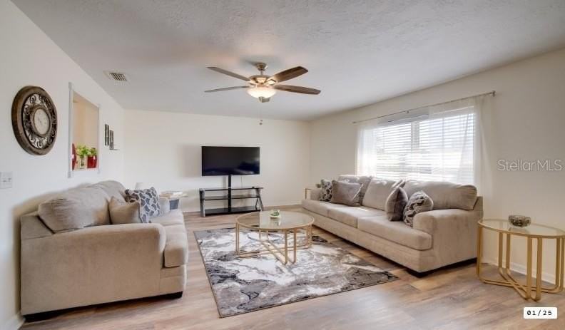 1920 Nw 12th Ave #B - Photo 3 of 24
