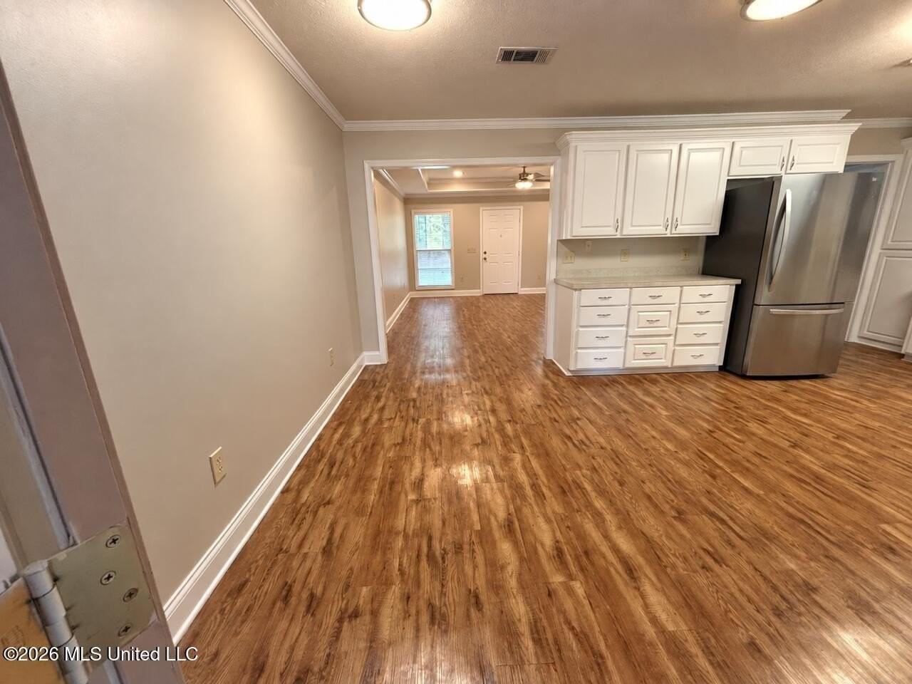 607 Briars Bnd - Photo 4 of 24