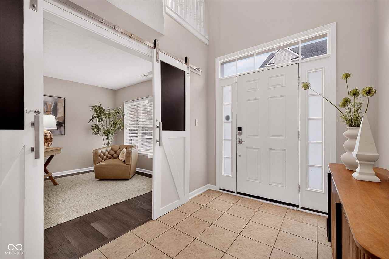 963 2nd Ave Nw - Photo 5 of 42