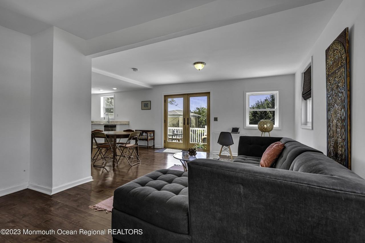 611 Park Place Ave #B - Photo 6 of 29