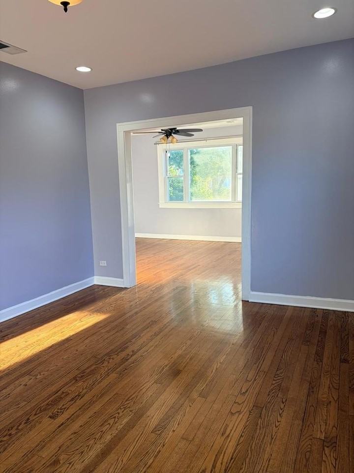 5540 N Luna Ave #2 - Photo 3 of 28