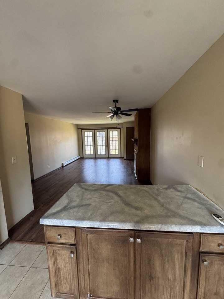 2328 Century Point Ln #D - Photo 3 of 10
