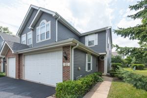 featured image of 1 S Oakhurst Dr