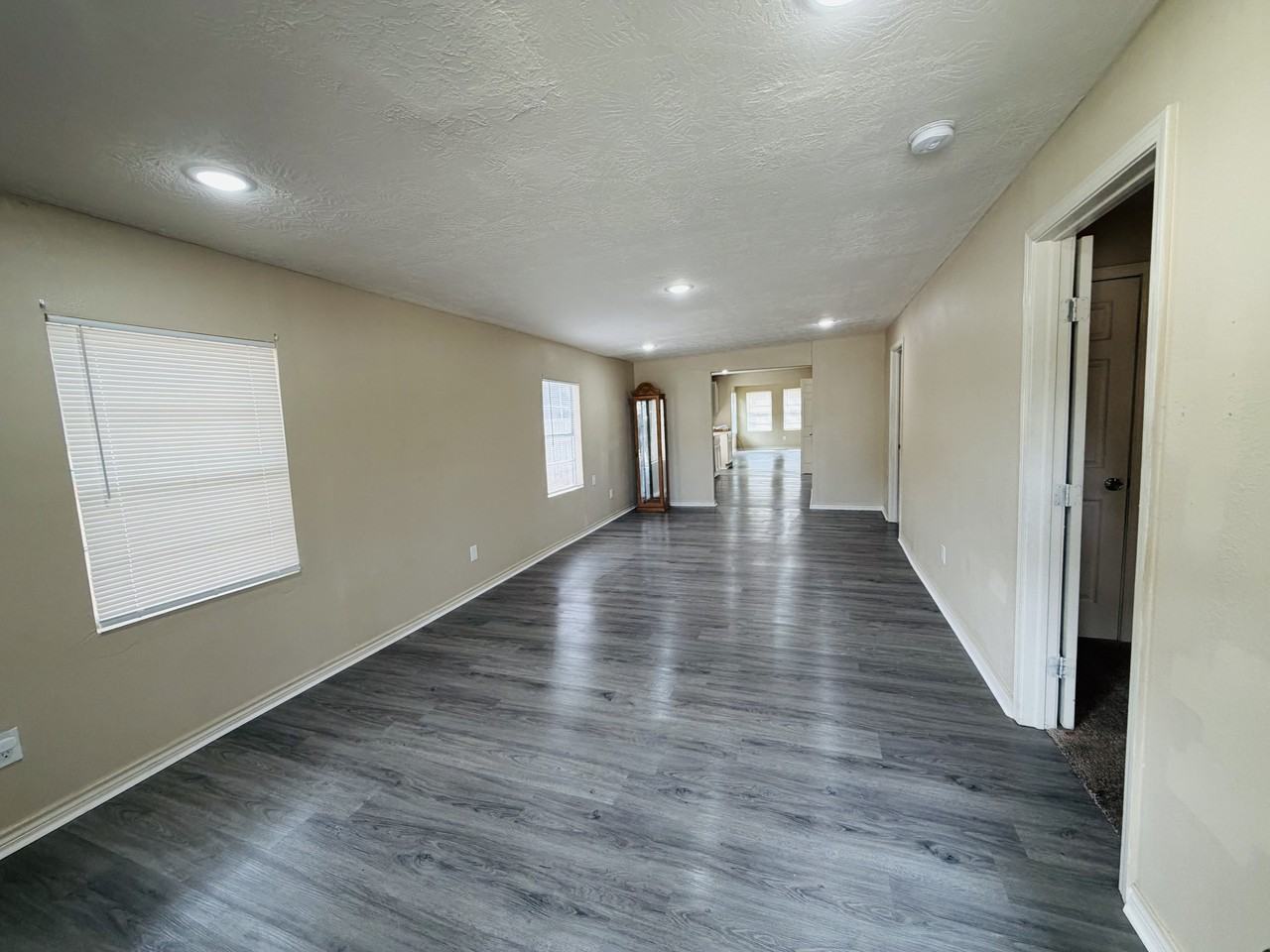891 Washington Blvd #1 - Photo 5 of 16