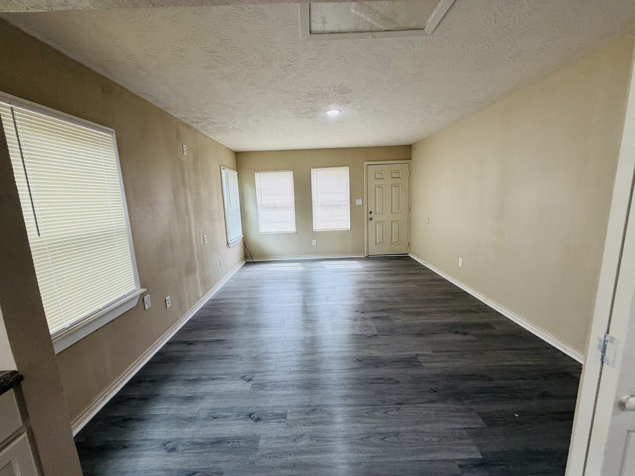 891 Washington Blvd #1 - Photo 7 of 16