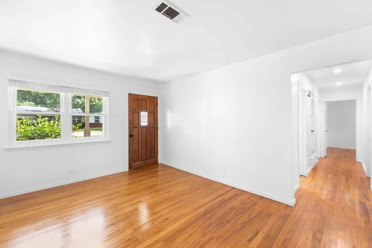 777 Cullum Ave - Photo 4 of 21