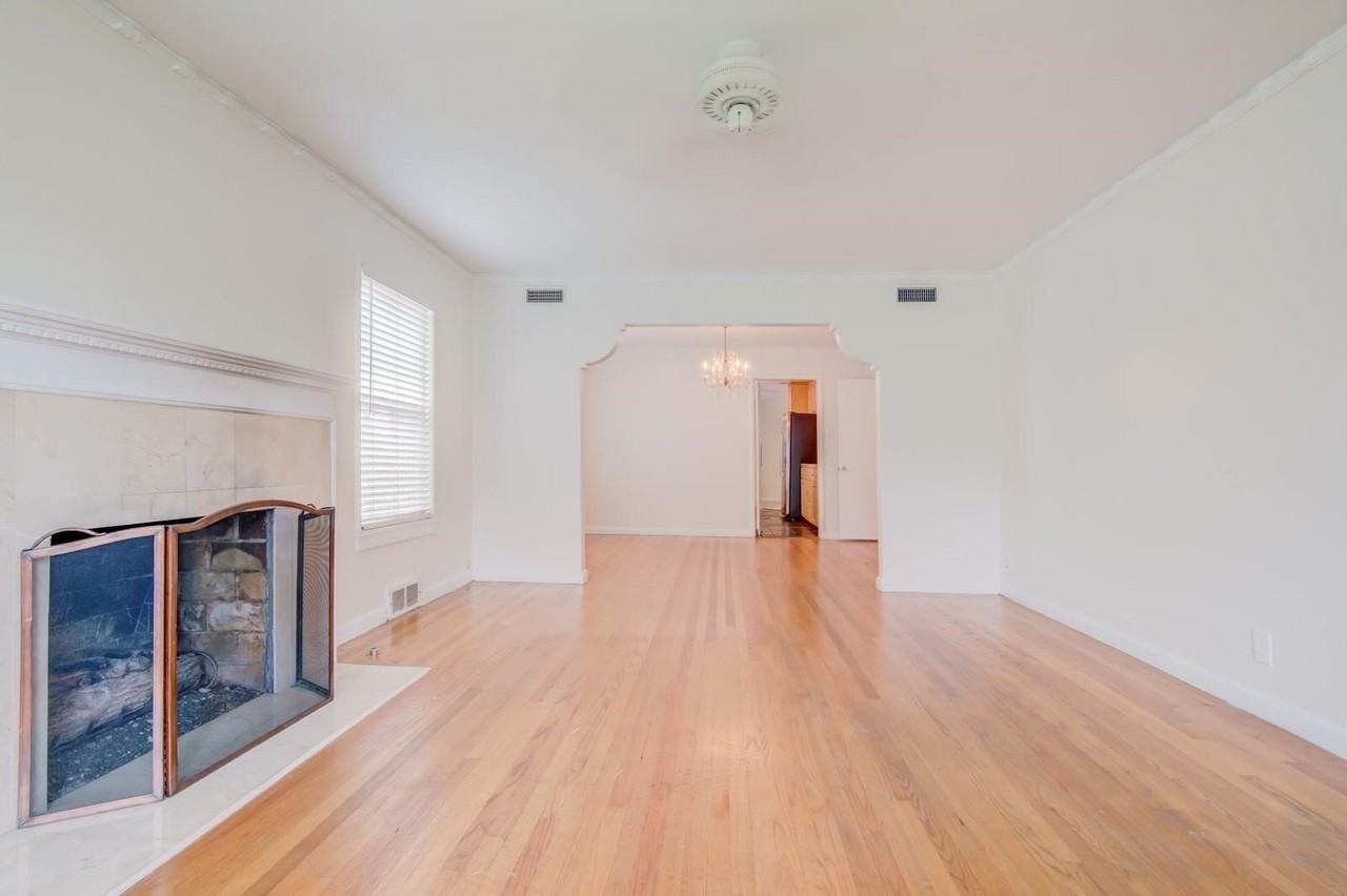 6307 Kenwood Ave - Photo 5 of 37